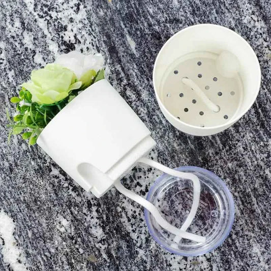 Selbstbewässernder Blumentopf