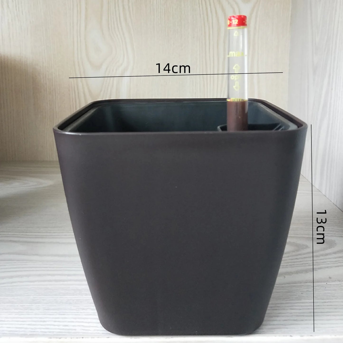 Moderner, selbstbewässernder Blumentopf mit Wasserstandsanzeige - Littlefarmerrs23