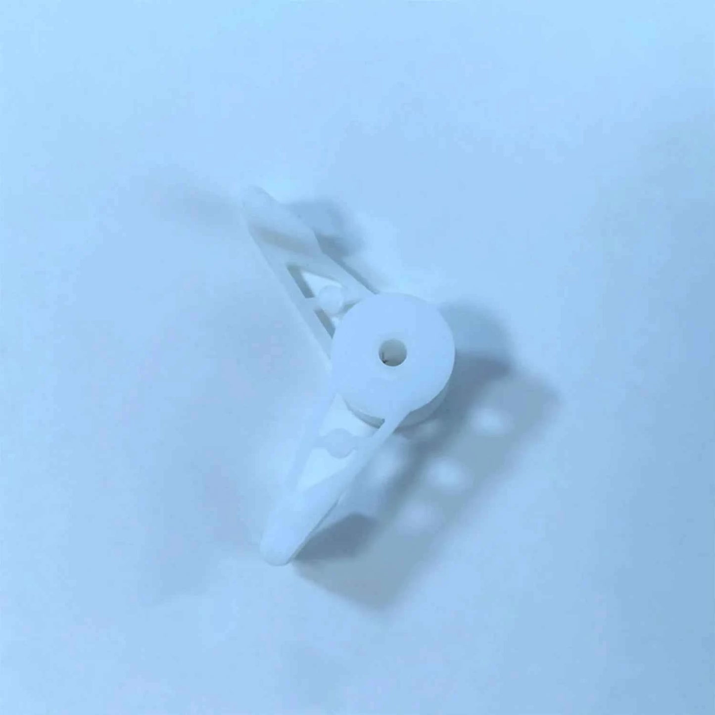 Pflanzen-Bender Clips (20/30/50 Stück) – 270° verstellbar – Low-Stress-Stem-Trainer für besseres Pflanzenwachstum