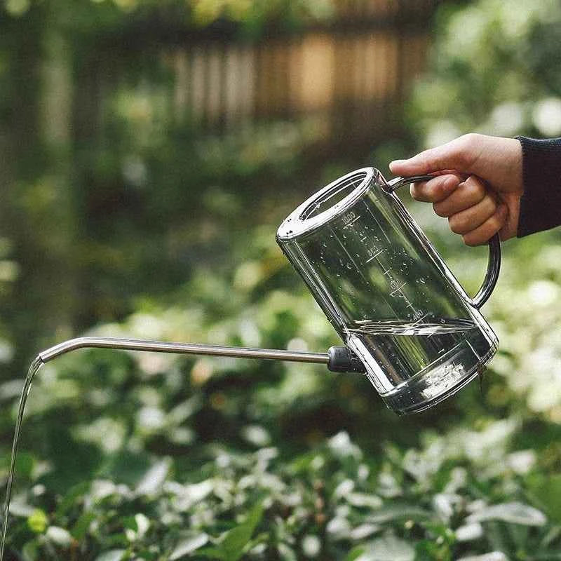 Gießkanne mit langem Auslauf und Garten-Spatenset